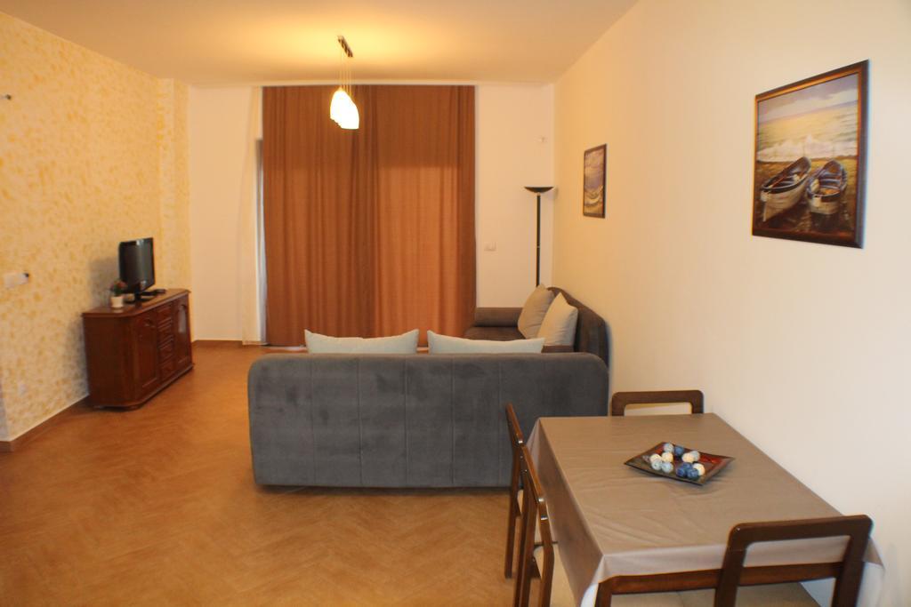 Apartments Kan 乌尔齐尼 外观 照片